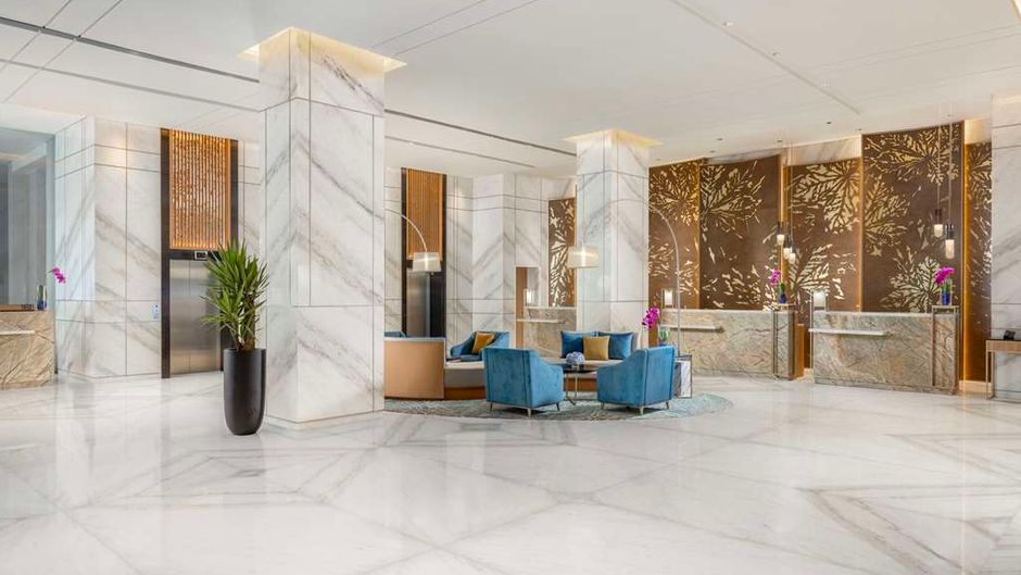 DoubleTree-Hilton Jakarta Bintaro Jaya Lobby