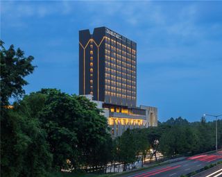 DoubleTree-Hilton Jakarta Bintaro Jaya