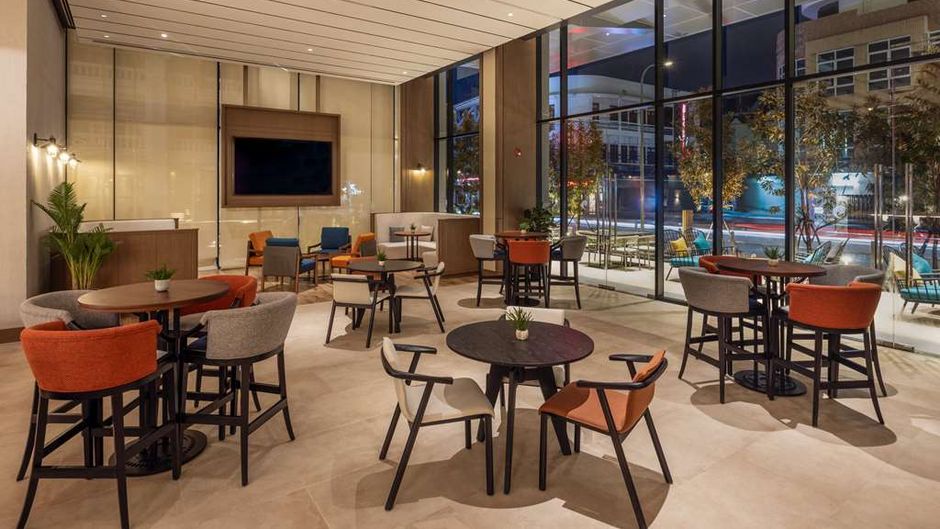 DoubleTree by Hilton Vientiane Restaurant