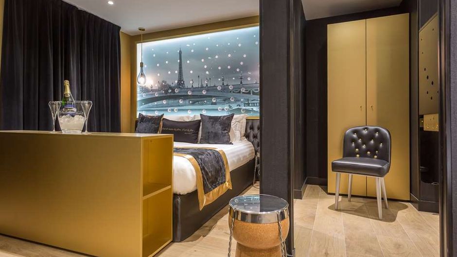 Hotel Les Bulles de Paris Room