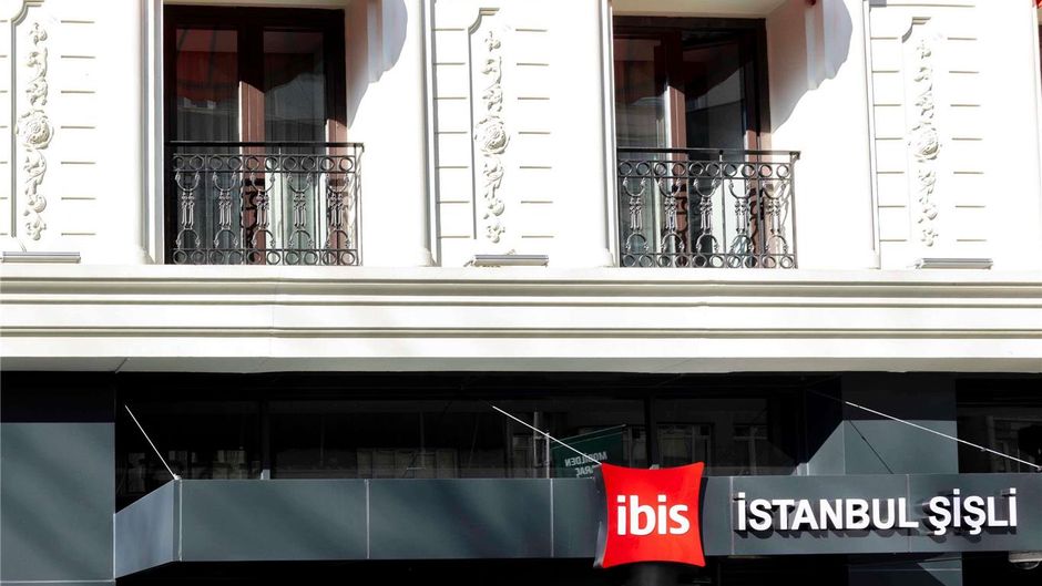 Ibis Istanbul Sisli Exterior