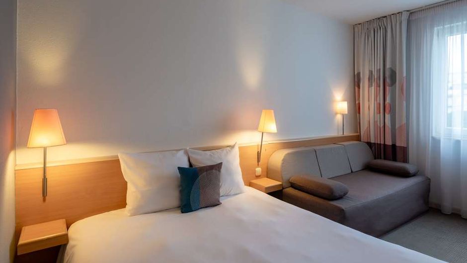 Castrum Hotel Room