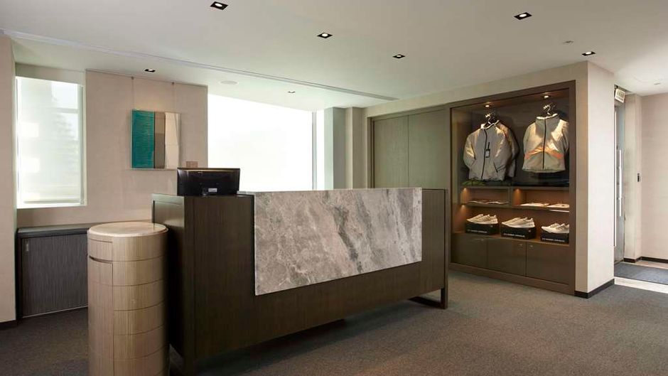 Humble House Taipei Curio Coll by Hilton Recreation