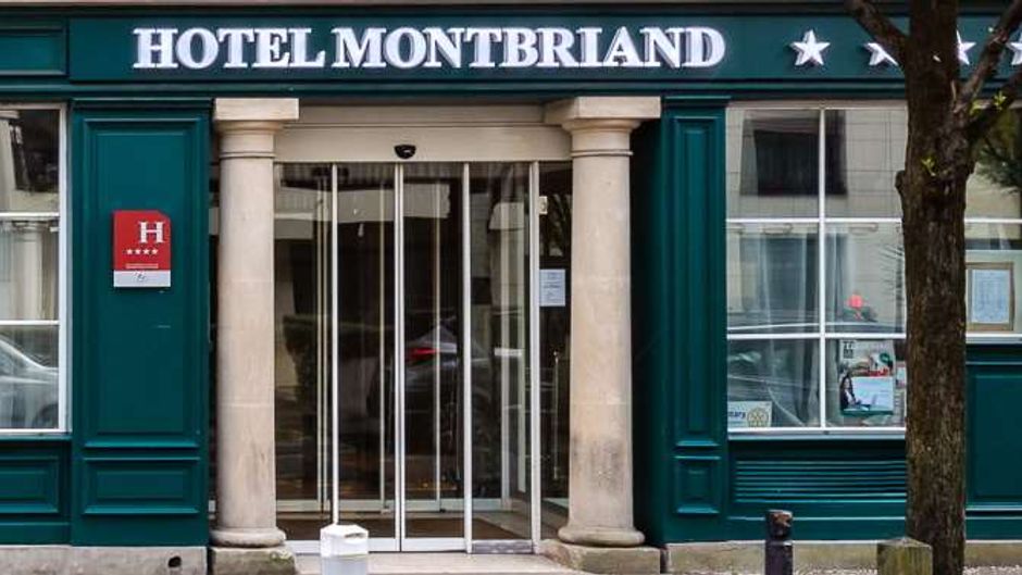 Hotel Montbriand Exterior