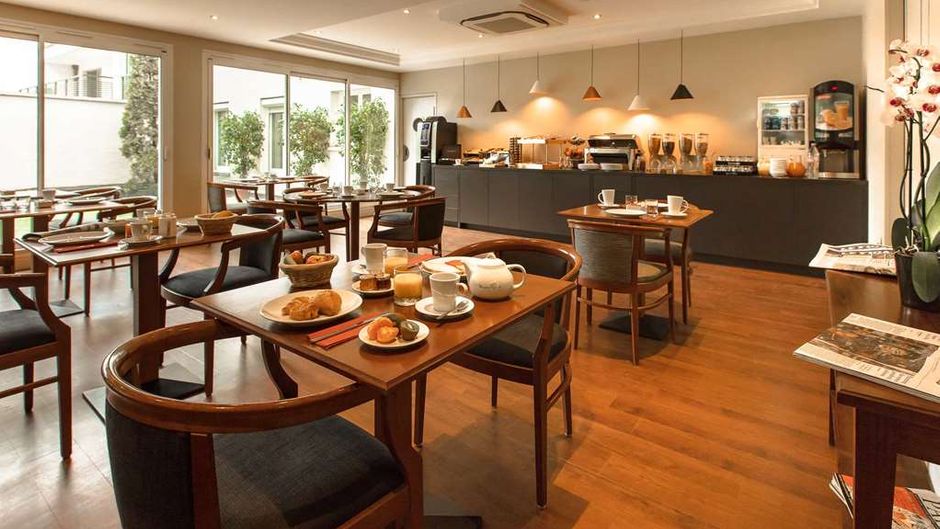 Hotel Montbriand Restaurant