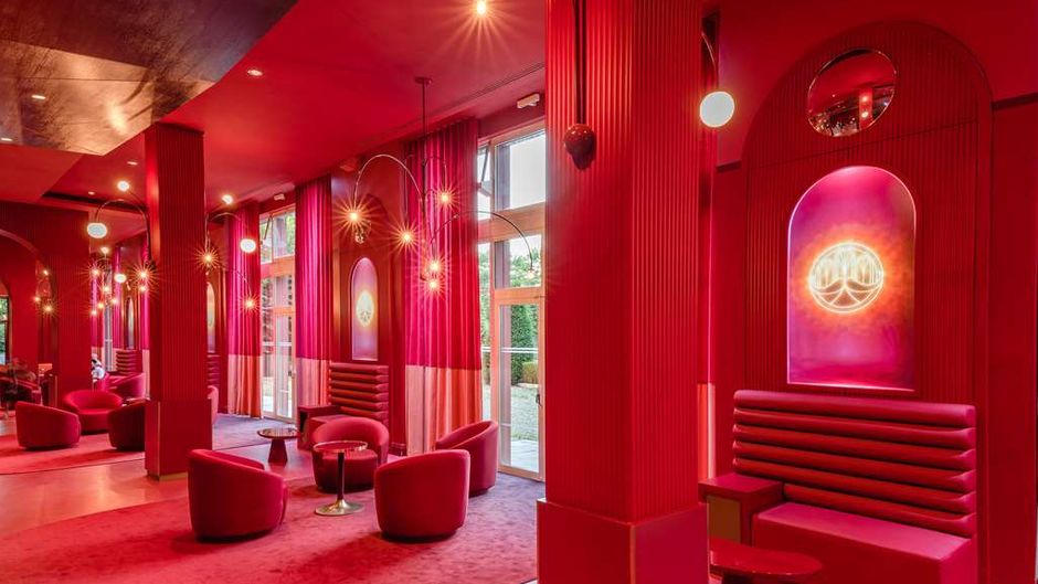 Grand Magic Hotel Lobby