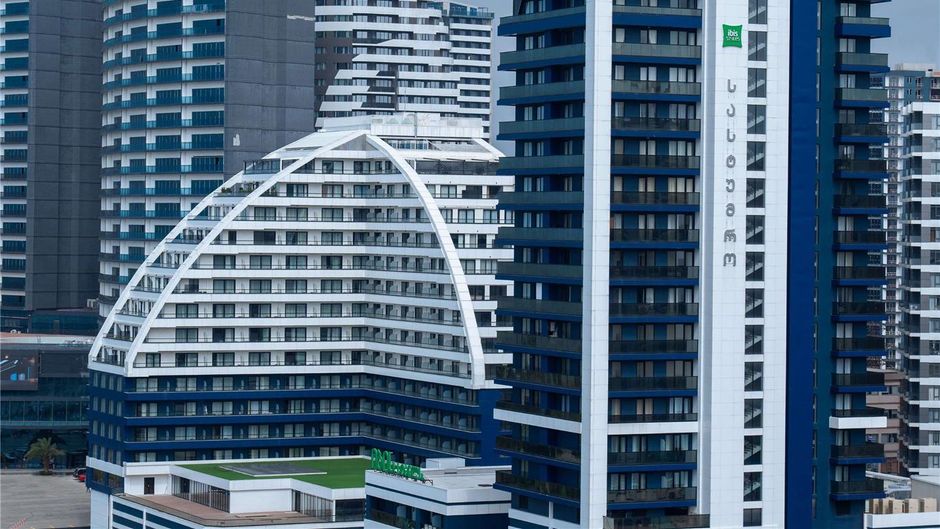 Ibis Styles Batumi Exterior