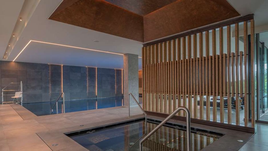 DoubleTree by Hilton Lagoa Azores Pool