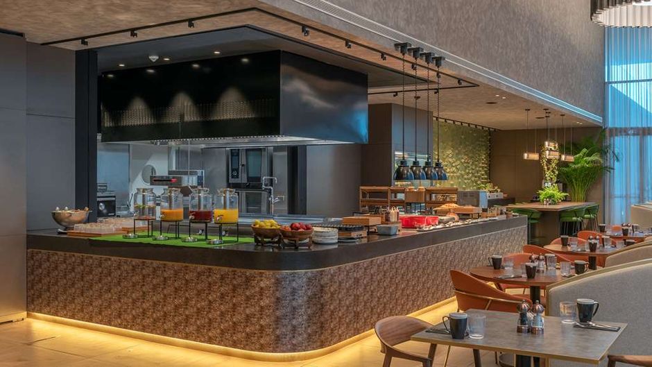 DoubleTree by Hilton Lagoa Azores Restaurant