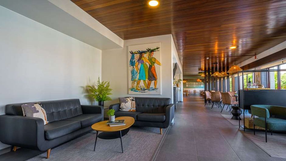 AquaHotel Lobby