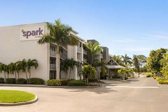 Spark by Hilton Siesta Key Gateway