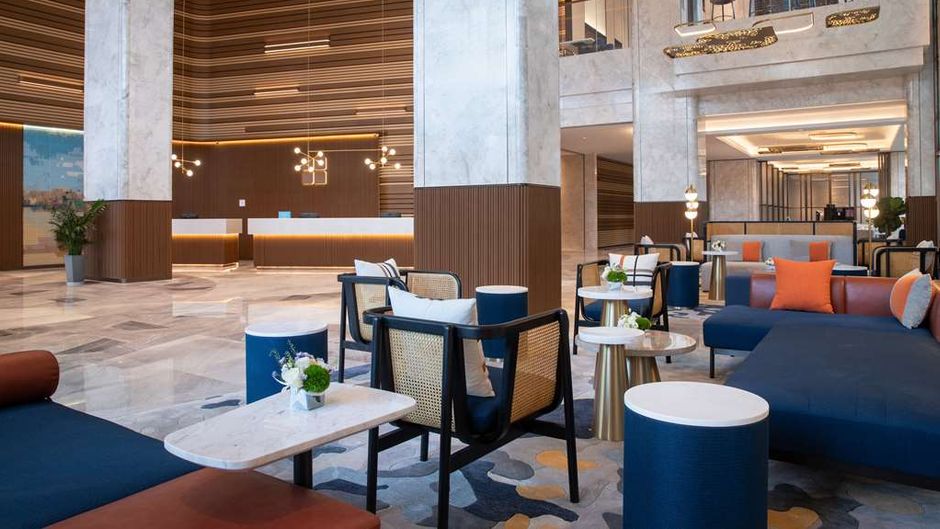 Hilton Garden Inn Beihai Railway Station Lobby