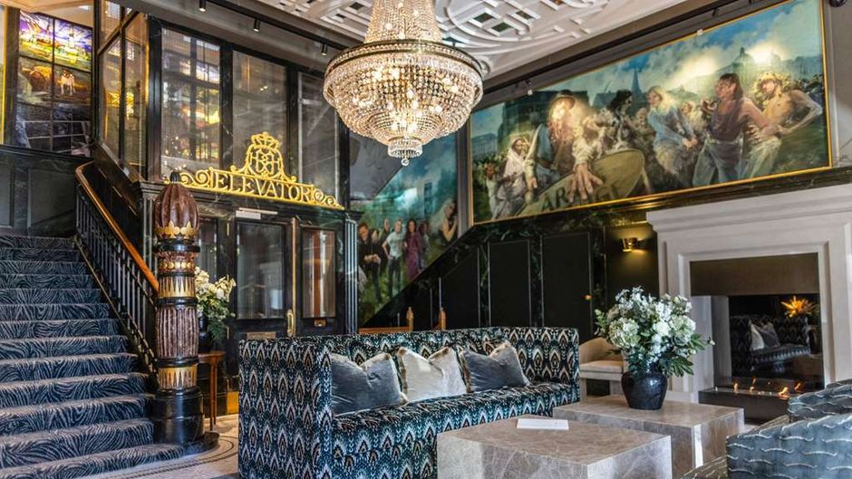 Royal Hotel Lobby