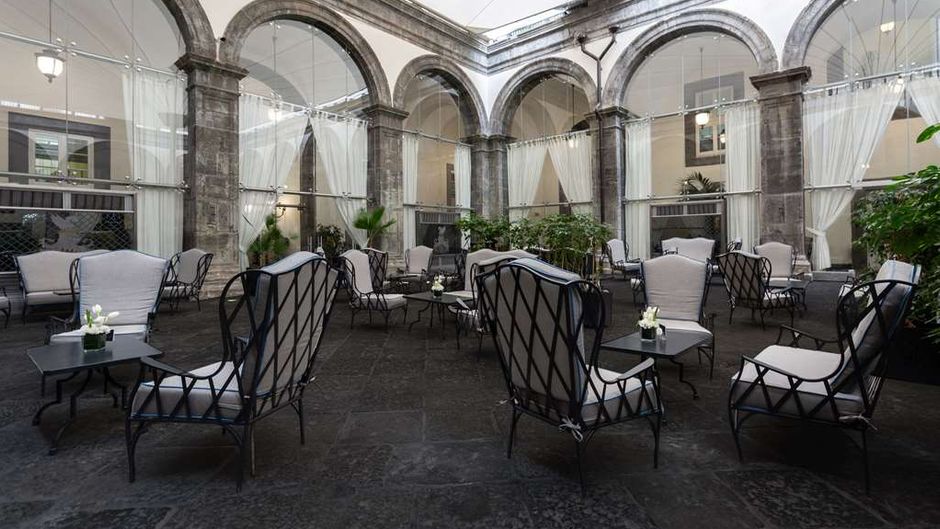 Palazzo Caracciolo Naples Restaurant