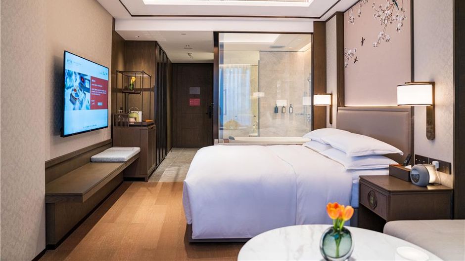 Yuexiu Hotel Guangzhou-Curio Collection Room
