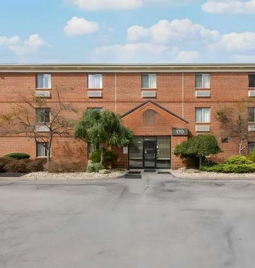 Suburban Studios Copley Akron West