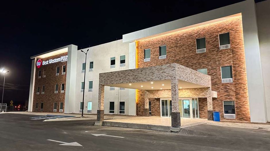 Best Western Plus Sacramento Exterior