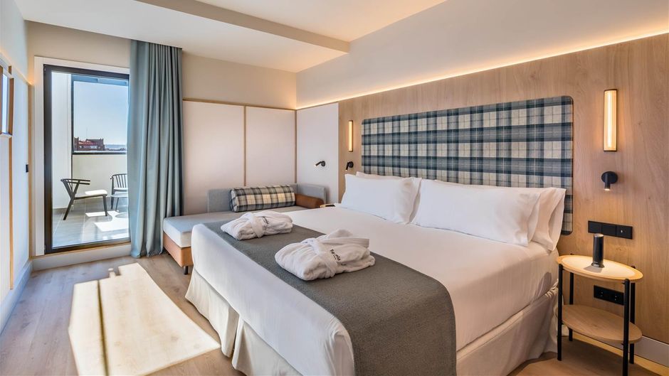 Hotel Felipe IV Room