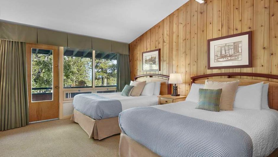 Fairmont Hot Springs Resort Suite
