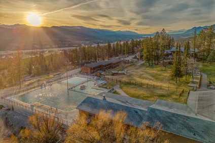 Fairmont Hot Springs Resort
