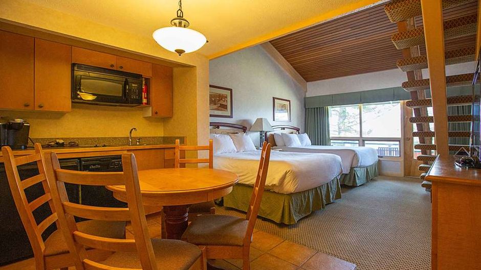 Fairmont Hot Springs Resort Room