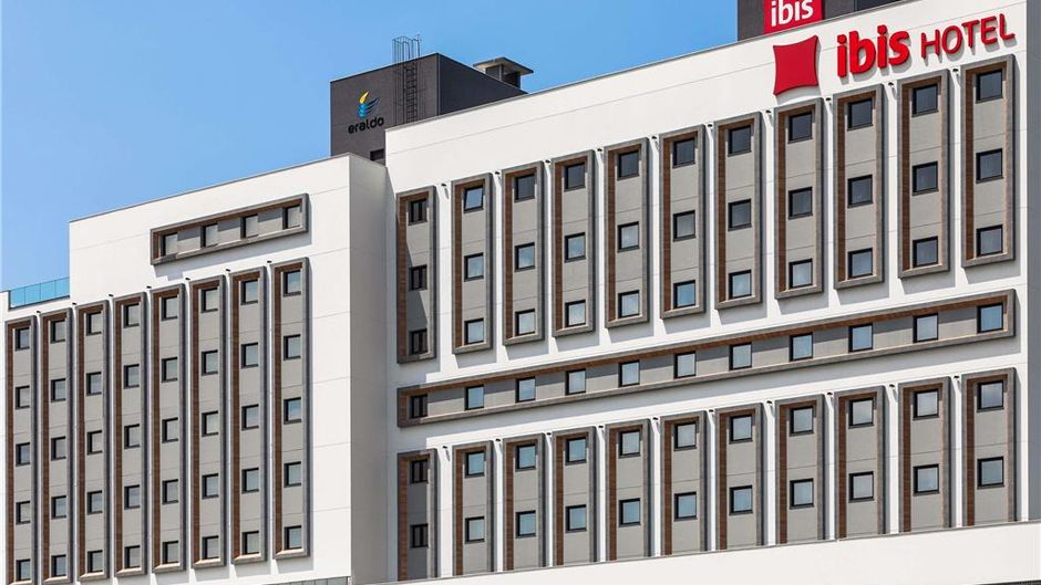 ibis Tubarao Exterior