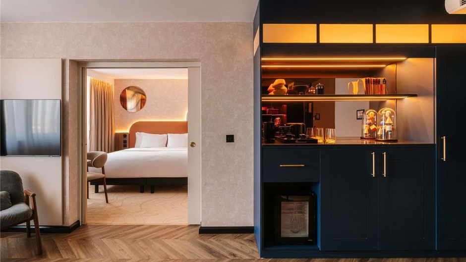 Mercure London Earls Court Suite