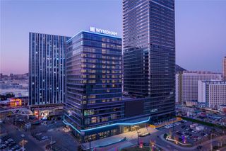 Wyndham Dalian Jinpu