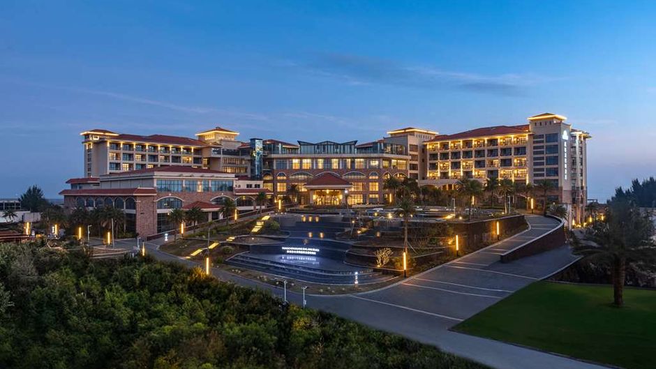Days Hotel by Wyndham Bailang Beach Exterior