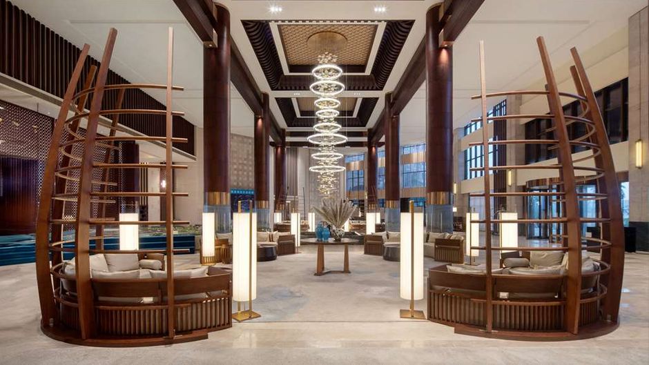 Days Hotel by Wyndham Bailang Beach Lobby