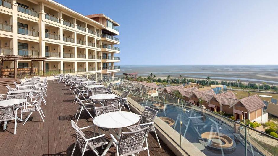 Days Hotel by Wyndham Bailang Beach Other