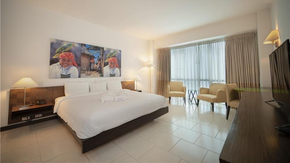 Decapolis Hotel Panama City Room