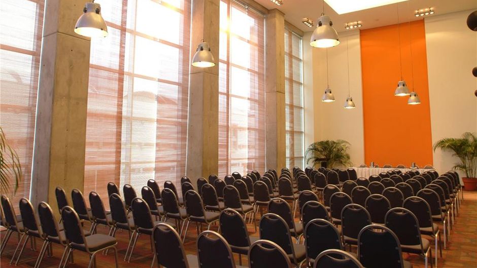 Decapolis Hotel Panama City Ballroom
