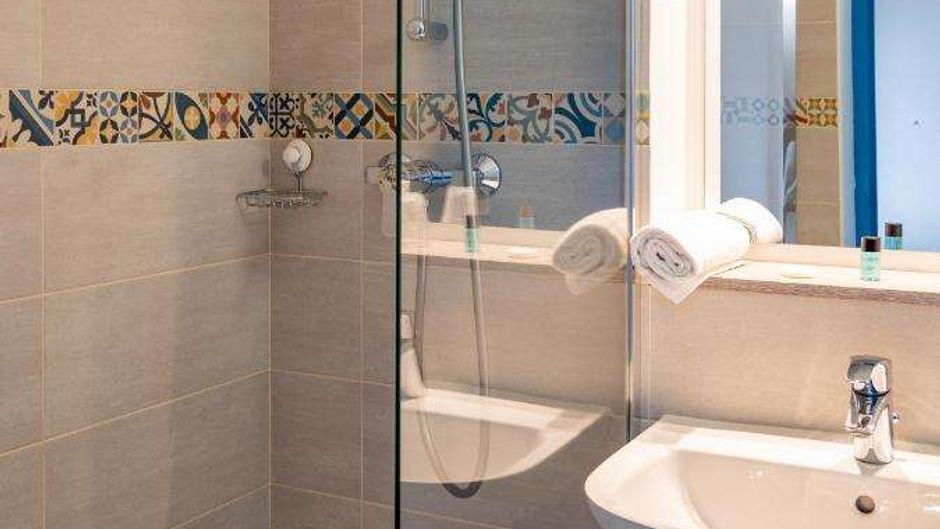 Hotel Les Mureaux-Flins Room