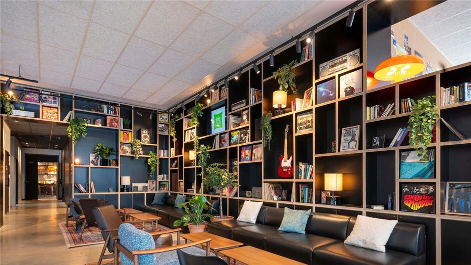 Ibis Styles Paris Villejuif Exterior