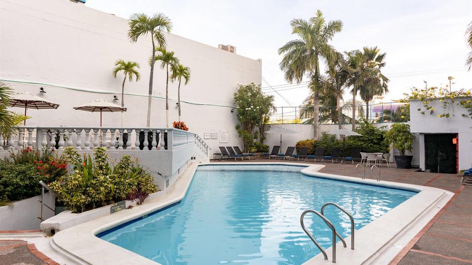 Hotel Faranda Express Puerta Del Sol Pool