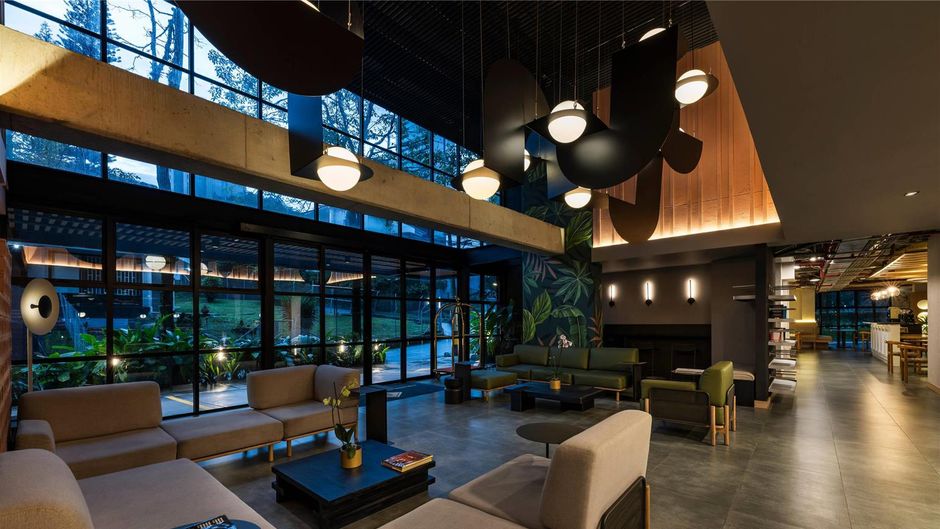 Faranda Collection-Radisson Individuals Lobby