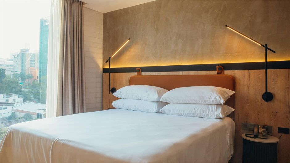 Faranda Collection-Radisson Individuals Room