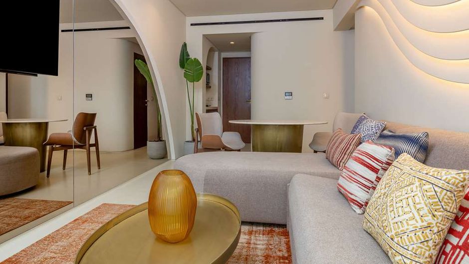 Isla Brown Corinthia Resort & Spa-Curio Room