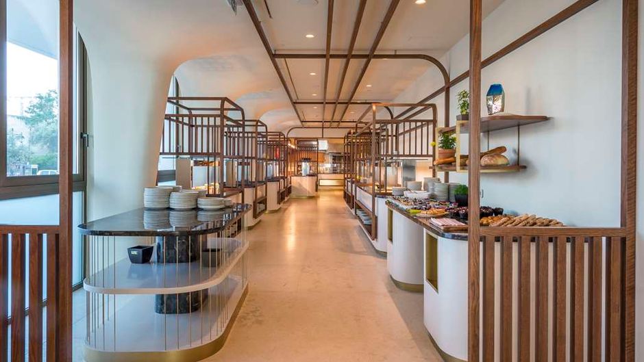 Isla Brown Corinthia Resort & Spa-Curio Restaurant