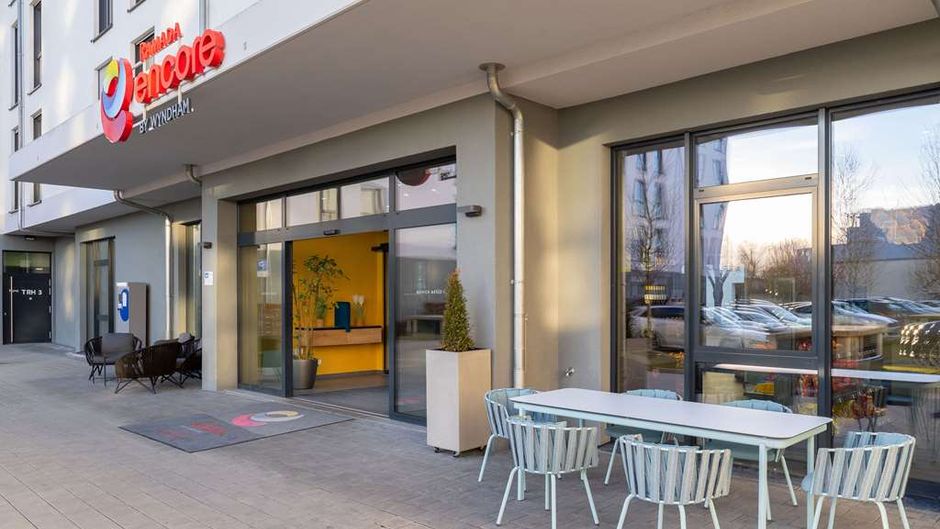 Ramada Encore by Wyndham Munich Messe Exterior