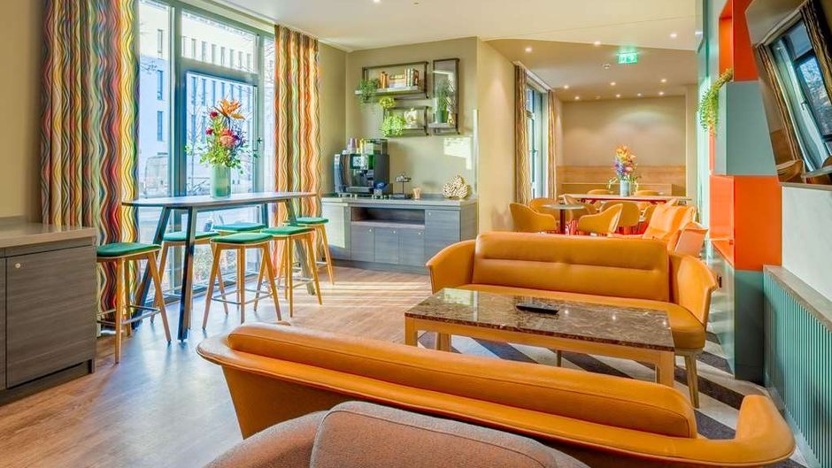 Ramada Encore by Wyndham Munich Messe Lobby