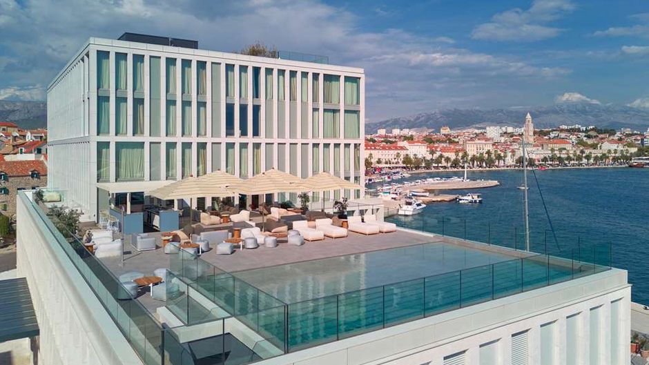 Hotel Ambasador Split Exterior