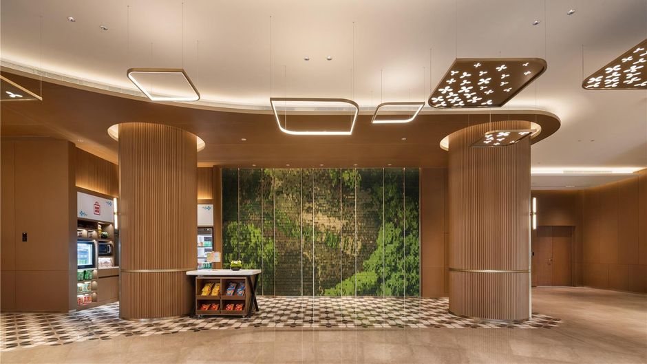 Hilton Garden Inn Grand Canal Lobby