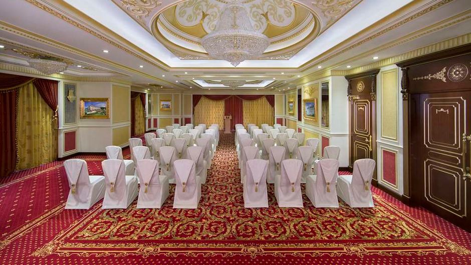 Royal Rose Hotel Meeting