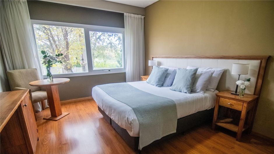 Wyndham Garden Campana Room