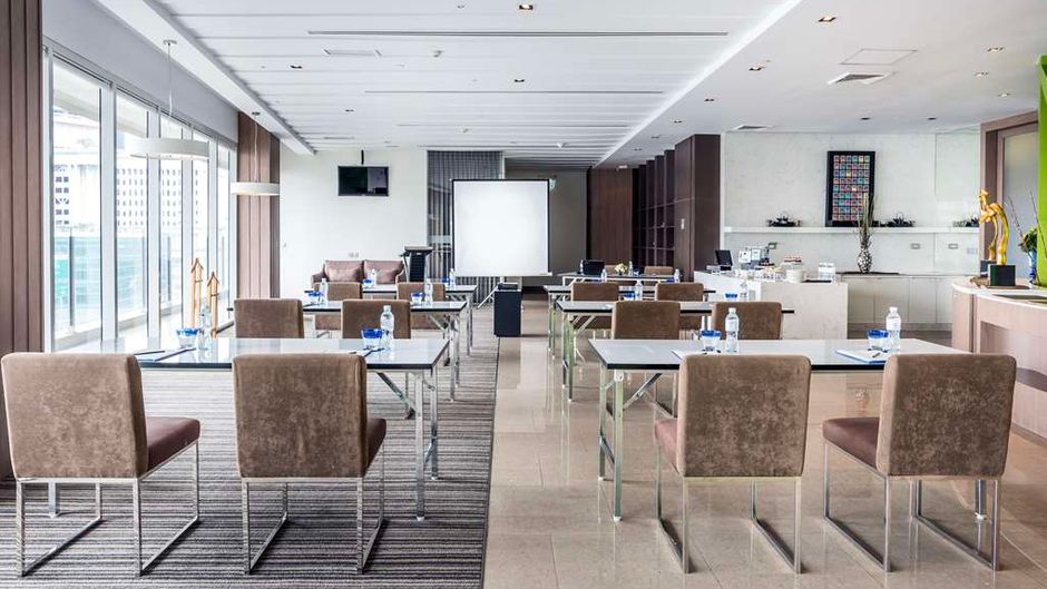 Hilton Garden Inn Bangkok Silom Meeting