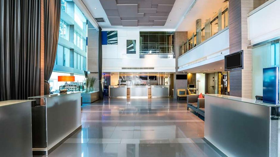 Hilton Garden Inn Bangkok Silom Lobby