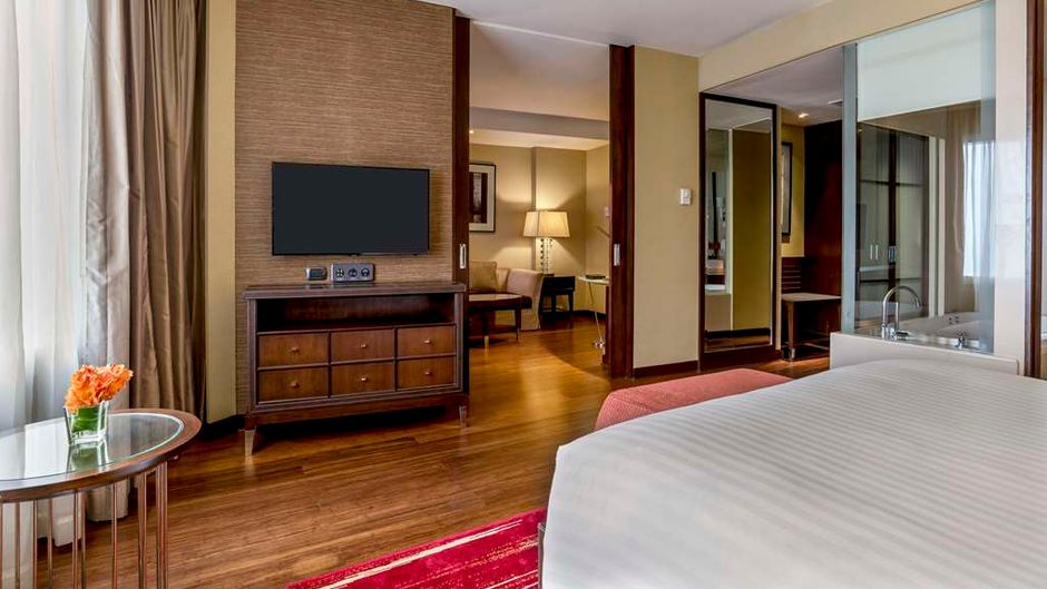 Hilton Bangkok Grande Asoke Room