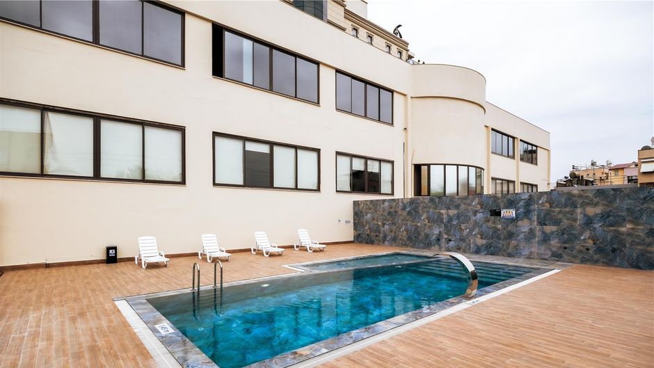Radisson Hotel Mersin Pool